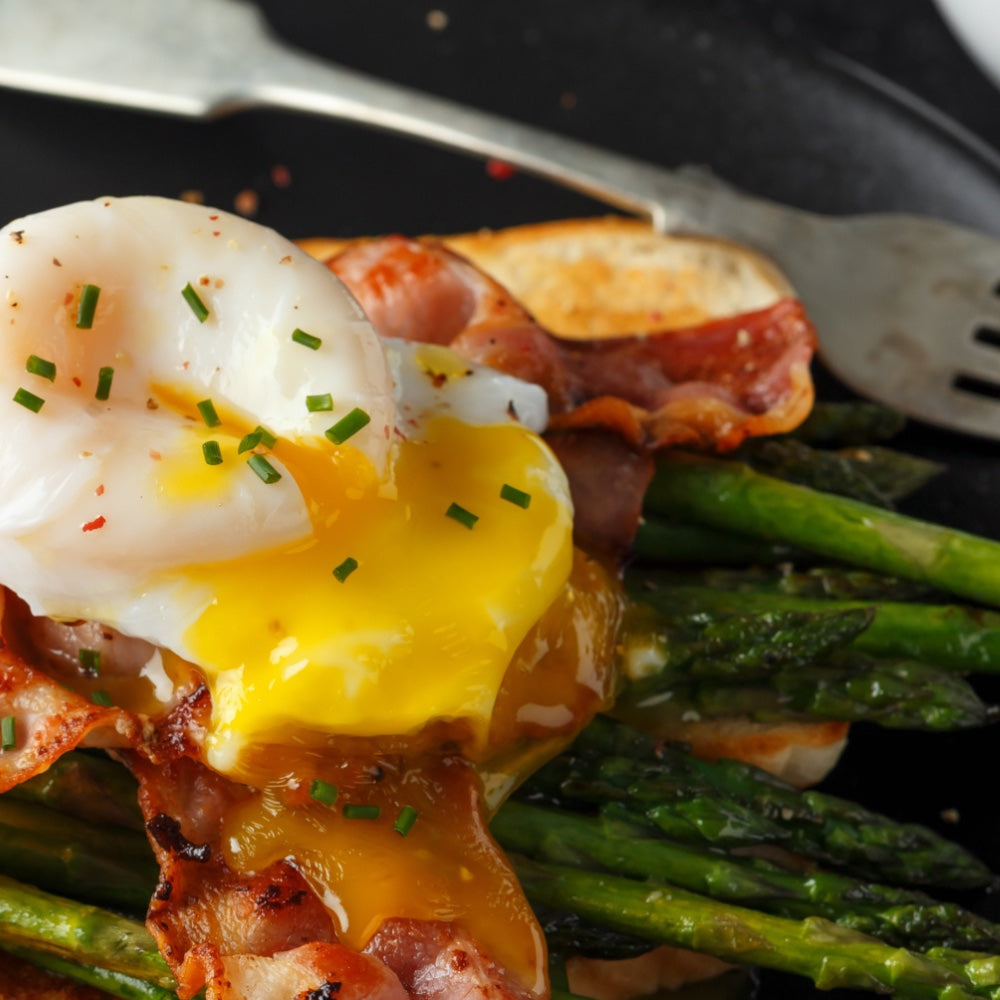 Speck-Wrapped Asparagus with Poached Eggs