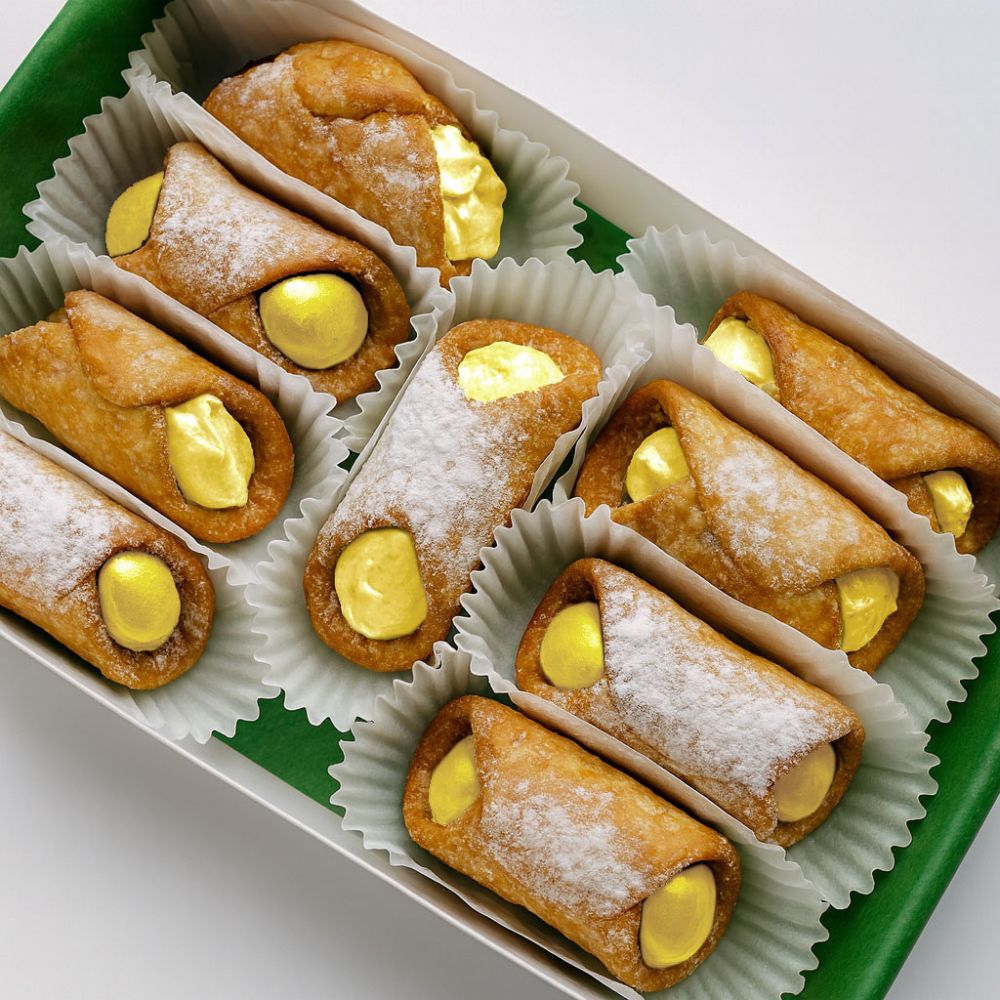 Box of 9 Italian Sicilian Cannoli - Lemon Cream